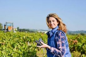 Pocas, pero excepcionales: las mujeres audaces que hacen vinos en España